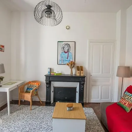 Le Petit Cosy Apartment Angers Exterior photo