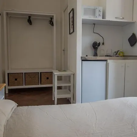 Le Petit Cosy Apartment Angers Exterior photo