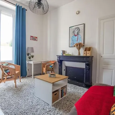 Le Petit Cosy Apartment Angers Exterior photo